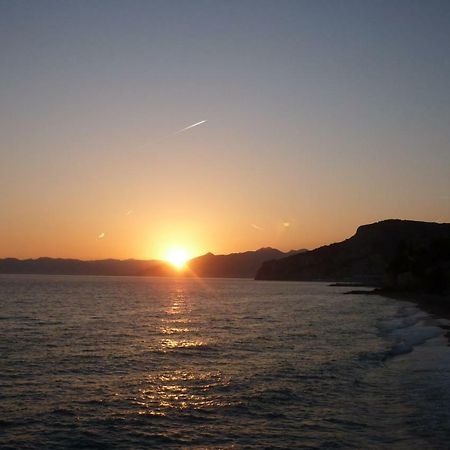 Finalmarina Finale Ligure Exterior foto
